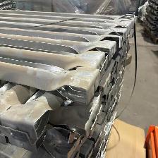 USED 42' Universal Style Pallet Support Bars for Pallet Racking - Photo 4