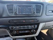 2020 Kia Sedona LX! CLEAN CARFAX! 8 PASSENGER! NEW MVI! CERTIFIE - Photo 23