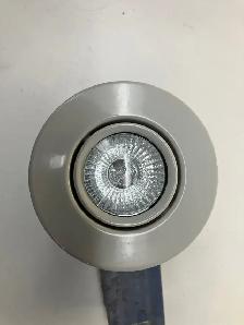 Fixtures encastrables et ampoules au LED