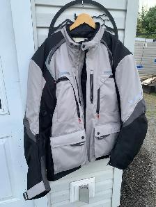 5 XL textile motorcycle jackets/ two zipout linings