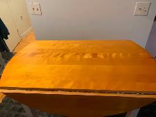 Table de cuisine avec 2 chaises - Photo 4
