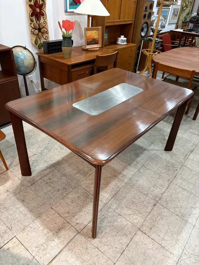 Vintage Rosewood Dining Table - Free Delivery!