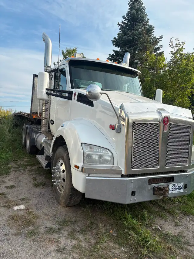 Kenworth t880