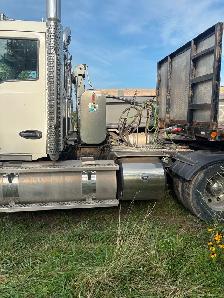 Kenworth t880 - Photo 2