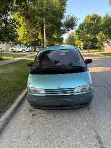 1995Toyota Previa LE - Photo 3