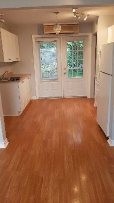 Studio Apartment next to Place d'Orleans -Above Ground - Photo 2