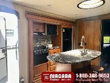 2016 STARCRAFT AUTUMN RIDGE 339BHTS Travel Trailer - Photo 11