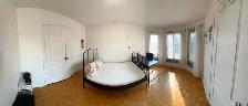 ONE Private BEDROOM FOR RENT $800 - Eglinton AVE & Creditview - Photo 12