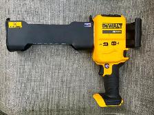 DeWalt 20v Cordless Epoxy Dispenser