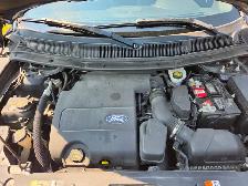 2011 Ford Explorer NEW ENGINE - Photo 7