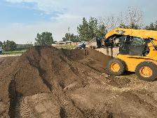 freshly screened topsoil - Photo 2