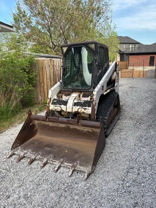 2008 Bobcat T140 Track loader