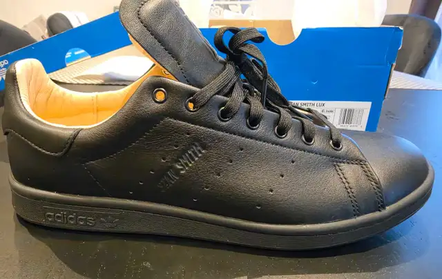 Adidas Stan Smith Lux (all leather) brand new