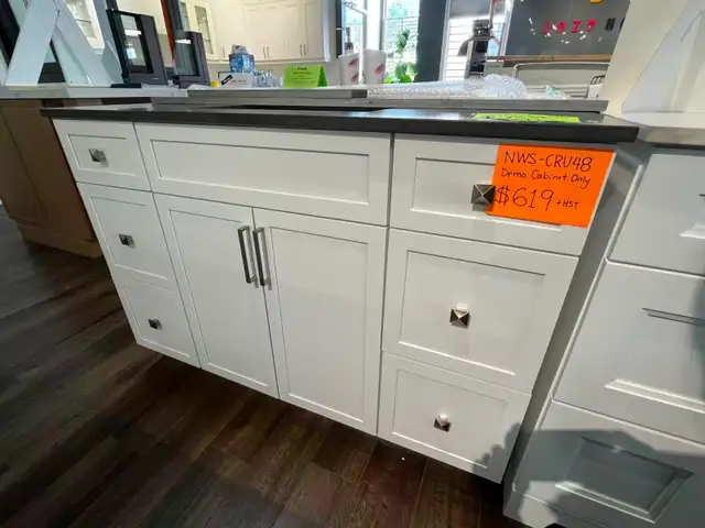 48'Vanities & 49' Countertops Demo on Clearance - CozyHome