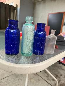 vintage bottles - Photo 3