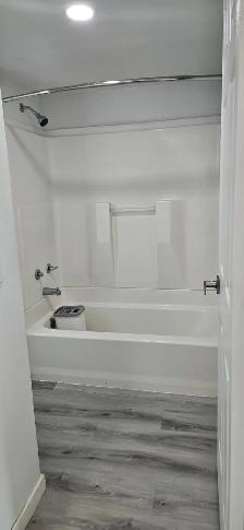 Basement for rent - Photo 6