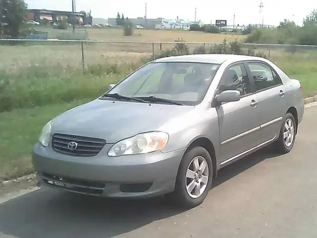 2003 Toyota Corolla LE