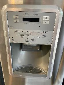 Maytag Fridge - Photo 3