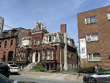 Bachelor Apartment in Historic Downtown Halifax | January 2027 - Photo 3