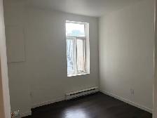 Superbe grand 4 1/2, 3e étage St-Sauveur PROMO - Photo 4
