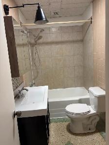 Beau grand 4 1/2, Ave. Bardy, WIFI libre - Photo 8