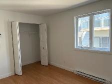 Superbe grand 3 1/2 style condo Ste-Foy Air Clim, Libre - Photo 13