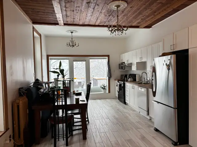Magnifique grand 4 1/2, Vieux-Québec, terrasse Libre PROMO