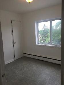 Grand 5 1/2, rue Poncelet, limite beauport/limoilou Septembre - Photo 5
