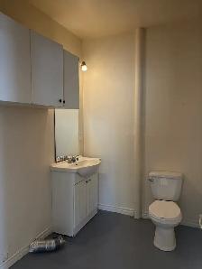 Beau grand 4 1/2, rez-de-chaussé, Montmorency LIBRE - Photo 13