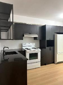 Superbe et très grand 7 1/2, 4 chambres, St-Sauveur, Libre - Photo 2