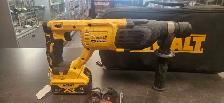 DEWALT Hammer Drill - Photo 2