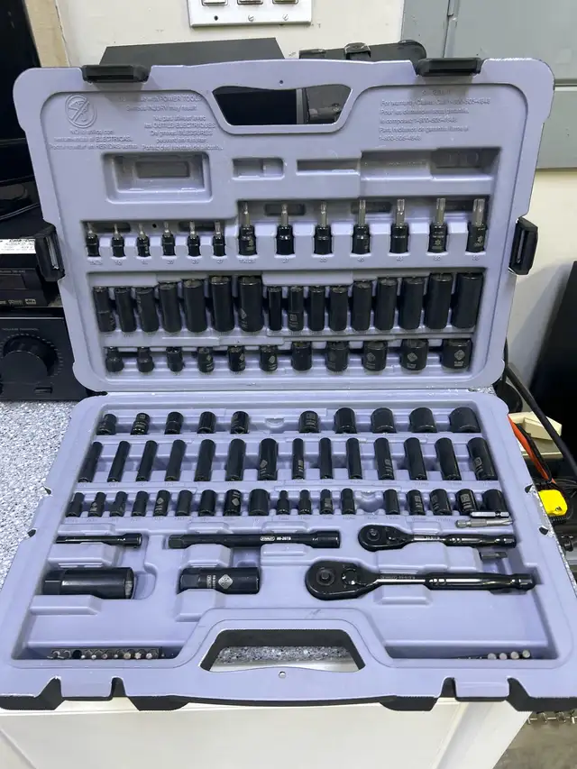 Stanley 122PC Professional Grade Black Socket Set