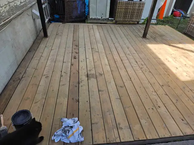 deck sanding and staining