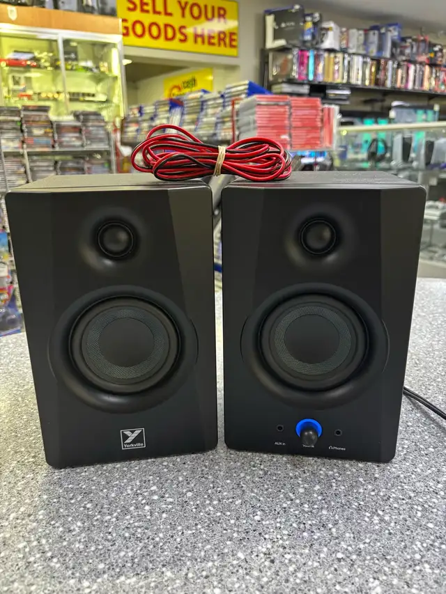 Yorkville YSM 3BT Active studio monitor pair