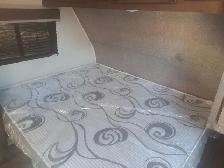 Lightweight Family Bunkhouse – Easy to Tow & Ready to Camp! ️ - Photo 3