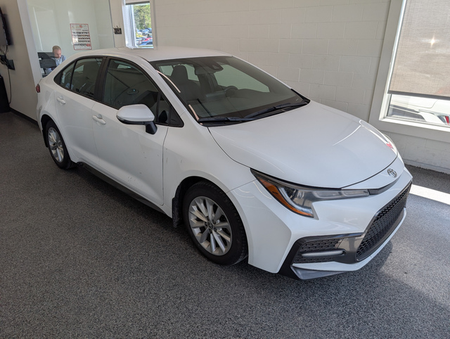 2022 Toyota Corolla SE, CVT