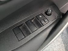 2022 Toyota Corolla SE, CVT - Photo 13