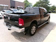2017 Ram 3500 SLT CERTIFIED | CUMMINS DIESEL | NO ACCIDENTS - Photo 4
