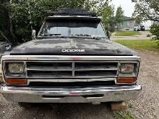 1984 Dodge Ramcharger  le 4x4 $2900 - Photo 3