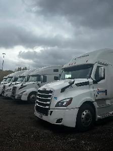 HIRING DISPATCHERS & TEAM AZ DRIVERS TORONTO-WPG CALGARY RUNS - Photo 4