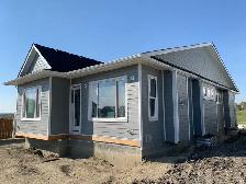 Experienced eavestrough crew looking for new contacts.