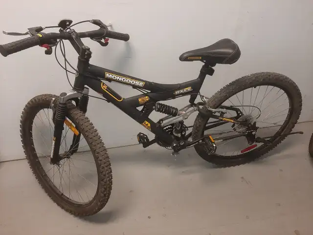 Mongoose RX2.6 Mountain Bike