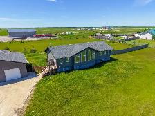 RARE M1 INDUSTRIAL OPPORTUNITY IN THE RM OF ST. ANDREWS!