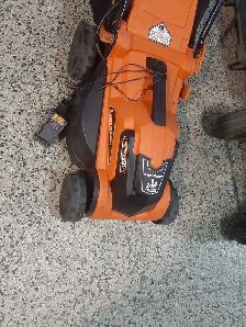 LawnMaster 24V Cordless Lawn Mower - Photo 3