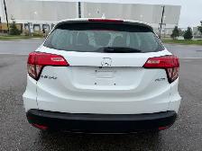 2017 Honda HR-V LX - Photo 7