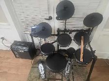 Alesis Nitro electric drum kit. $200