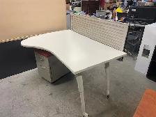 Desks/L-Shape 60x42 wit Drawers $199.99/excellent condition - Photo 5