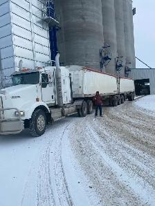 class 1 driver looking for job - Photo 10