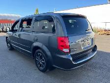 2017 Dodge Grand Caravan GT - Photo 2