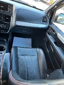2017 Dodge Grand Caravan GT - Photo 21